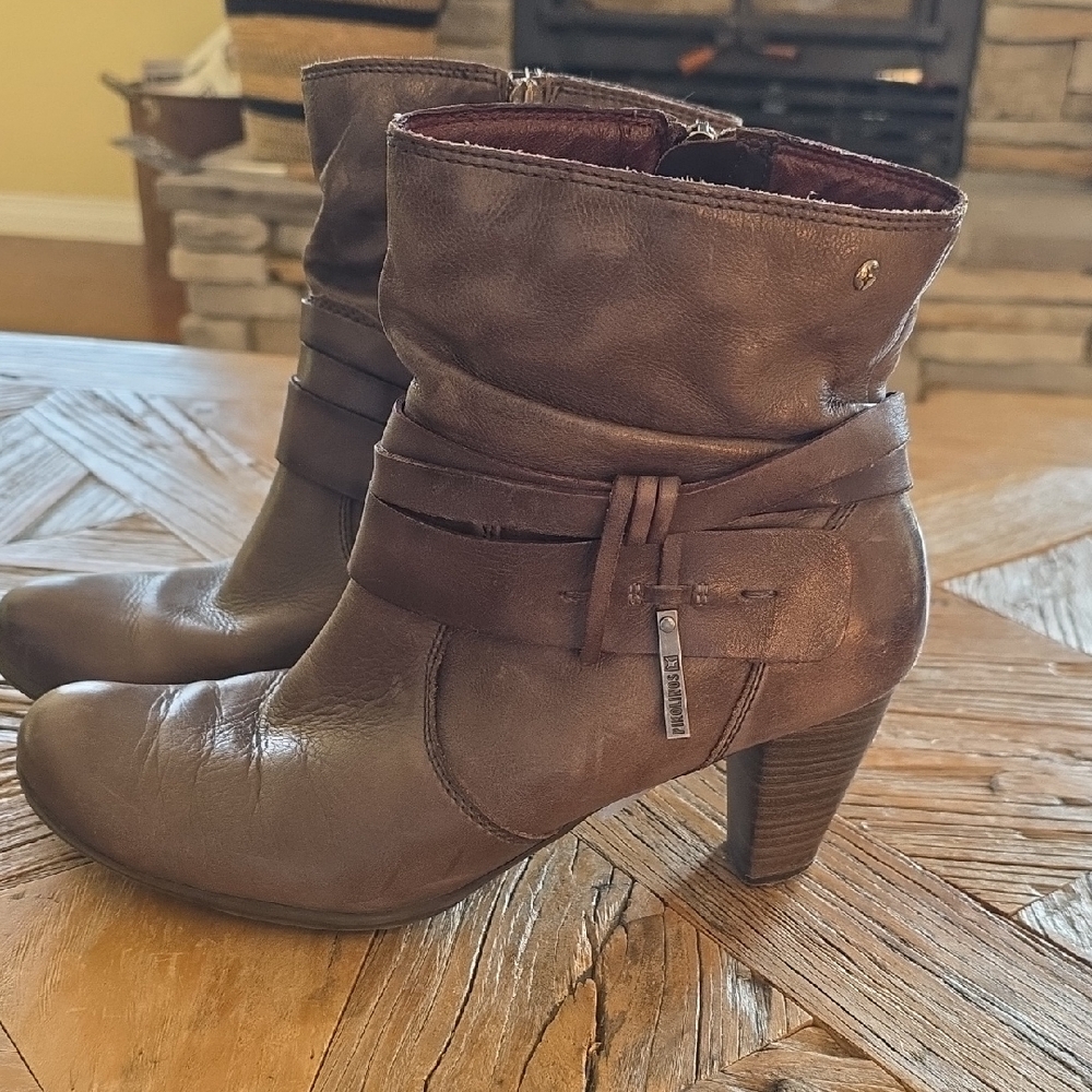 PIKOLINIS leather booties! 41 or 9.5